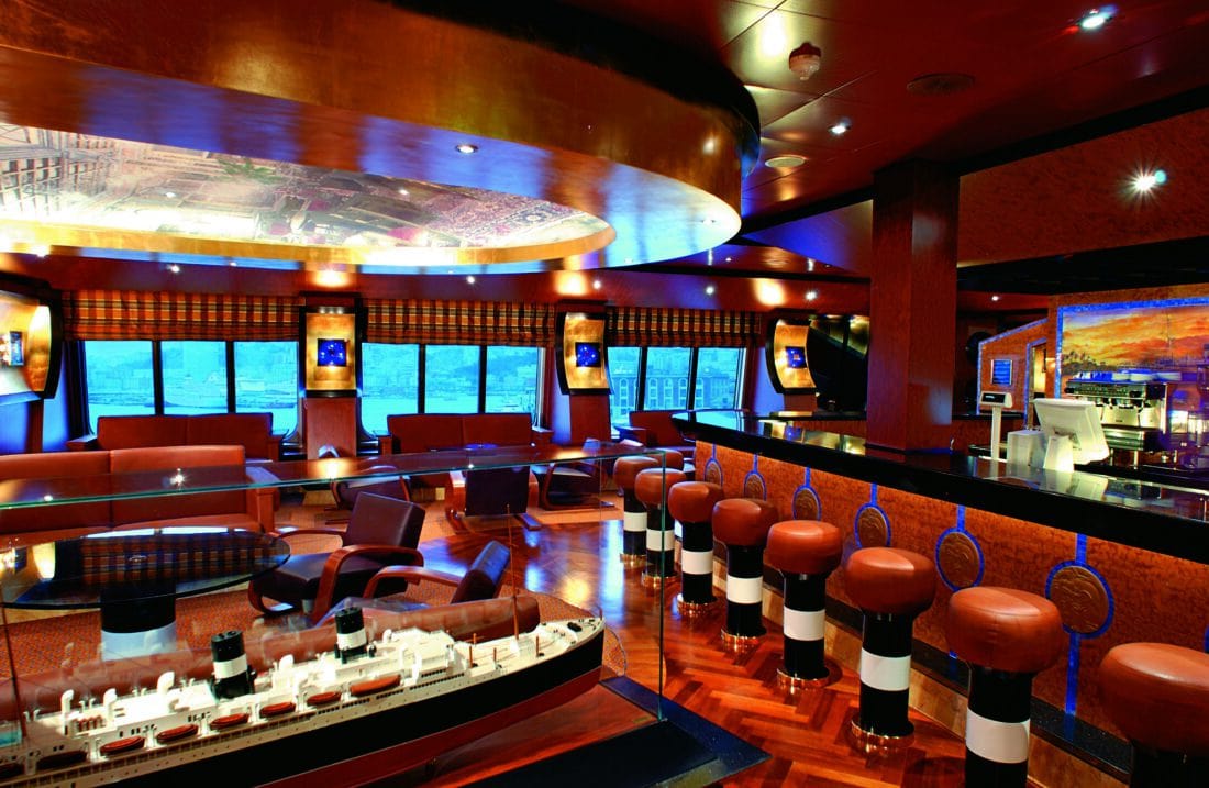 Costa Fortuna bar