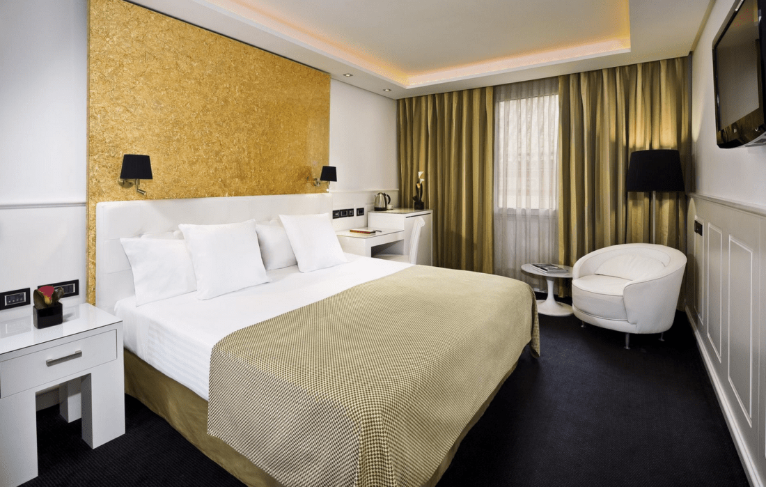 Hotel Colon Seville Deluxe Room