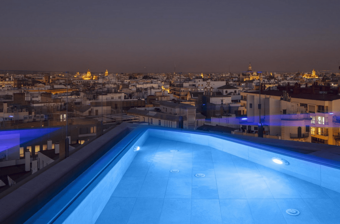 Hotel Colon Seville Infinity Pool