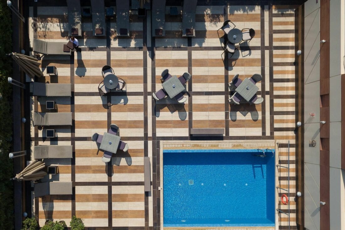 crowne plaza athens pool from above 3x2 1