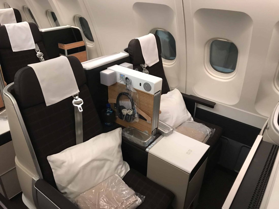 SWISS Business Class Review Seat 1.2