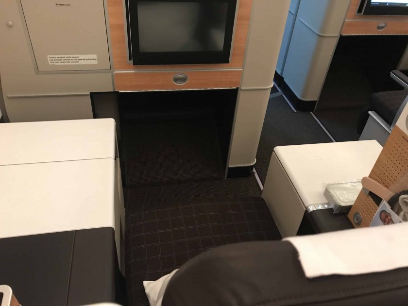 SWISS Business Class Review Throne Seat 2